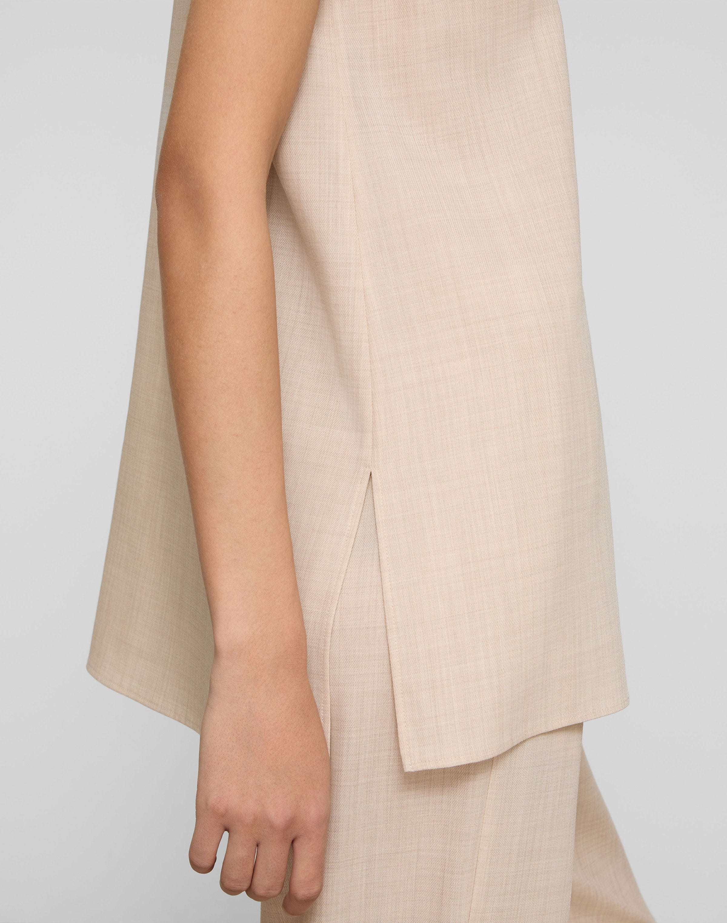 Fine Wool-Silk Long Tank