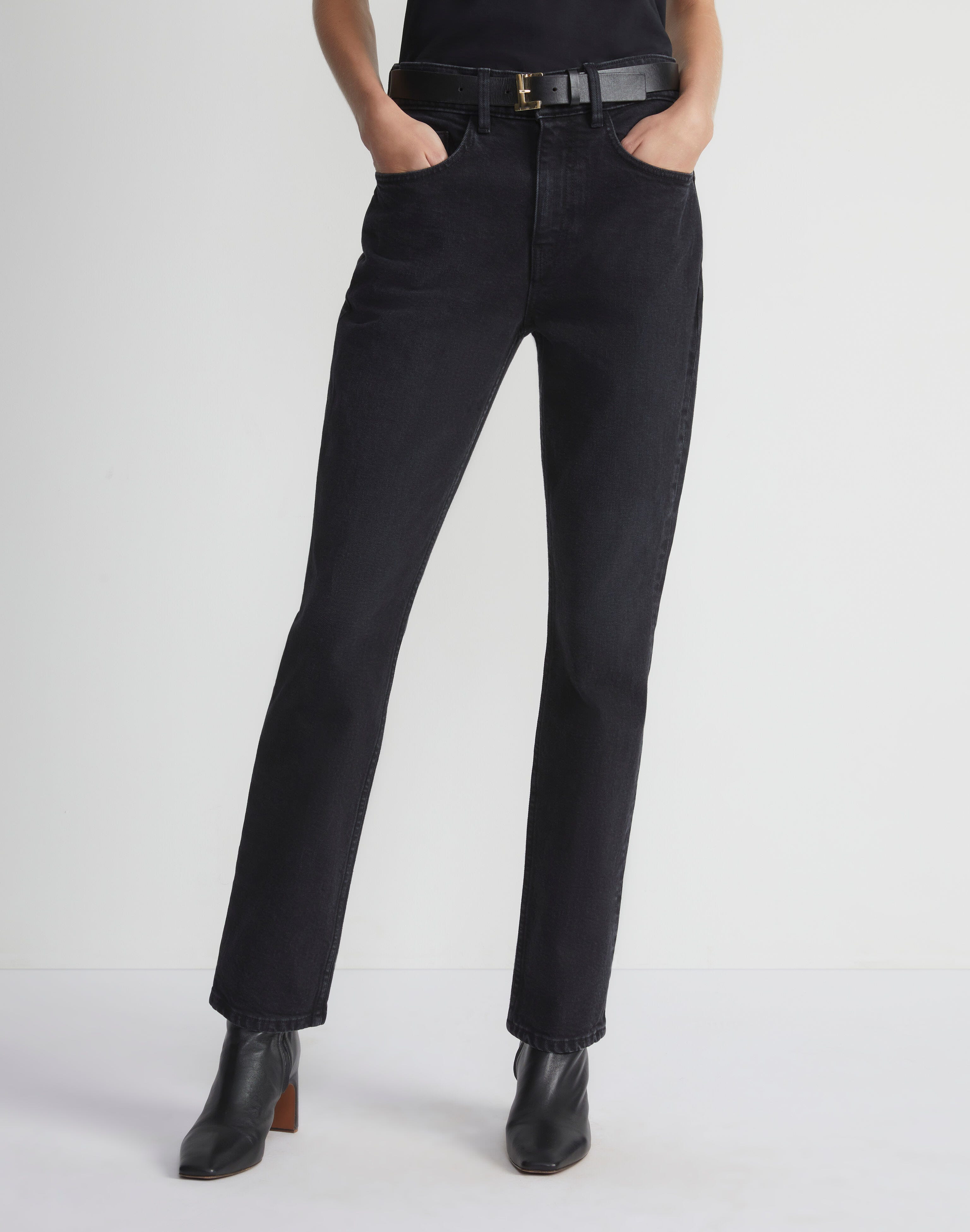 L148 Denim Reeve Straight Jean