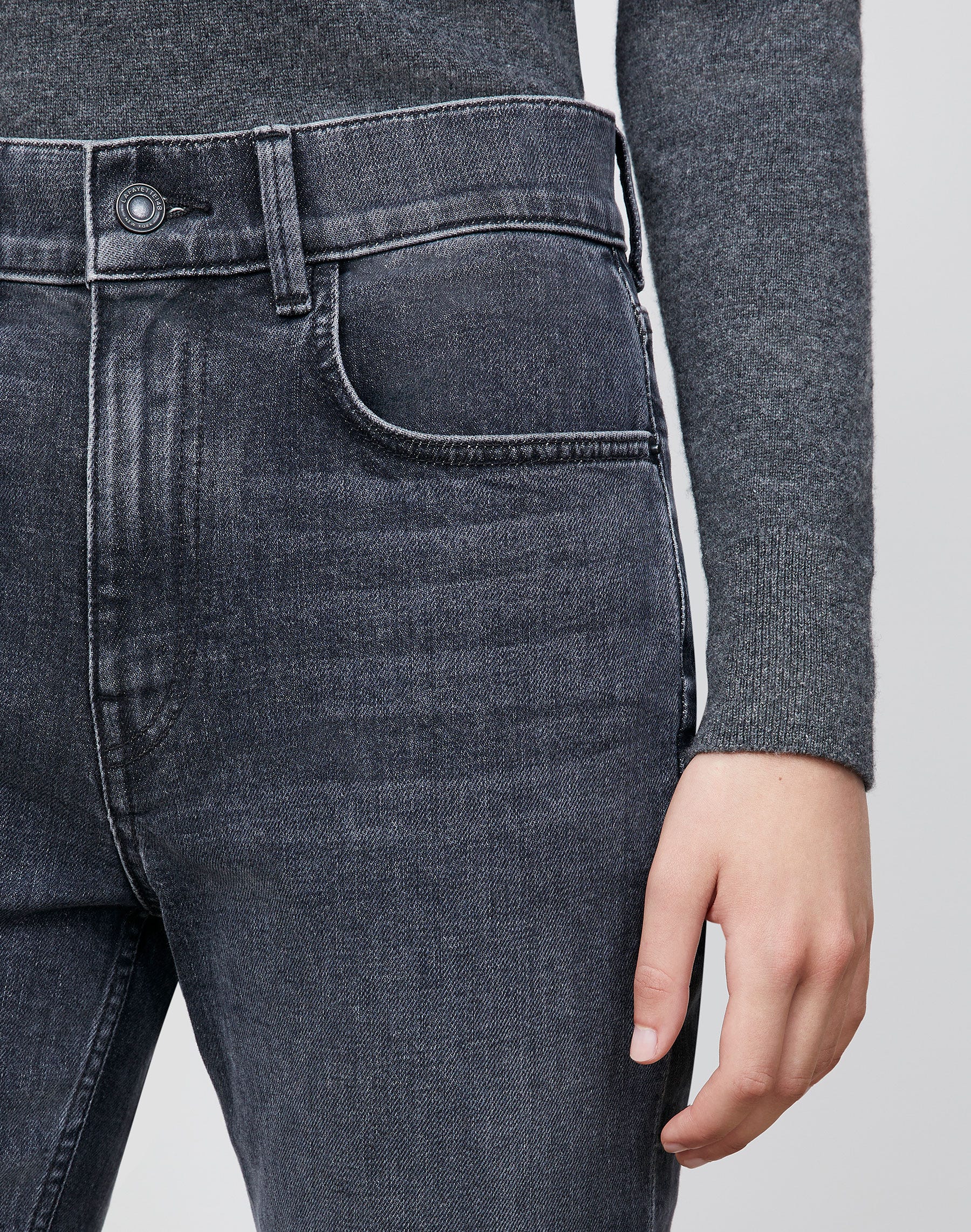 L148 Denim Reeve Straight Jean