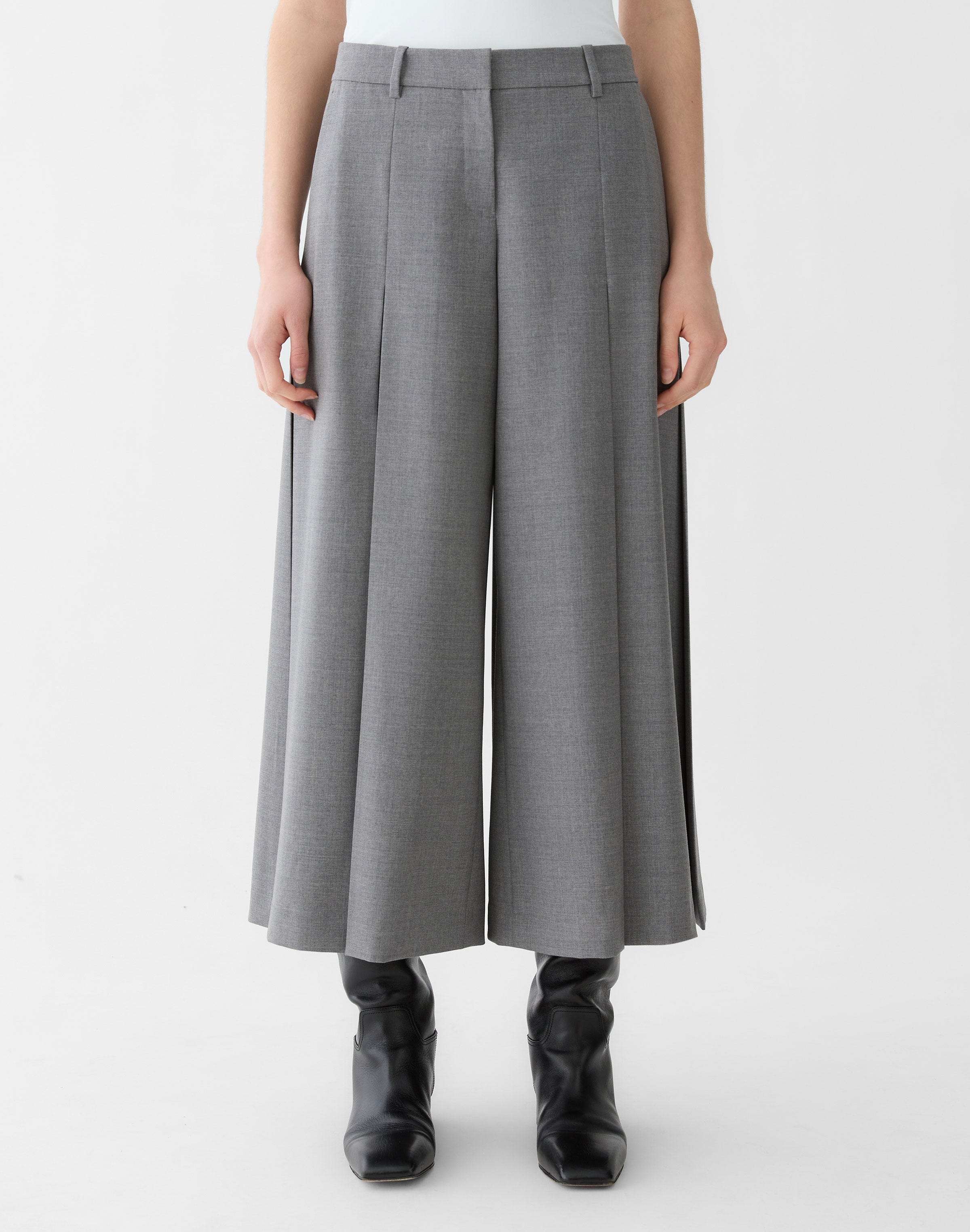 Responsible Stretch Wool Carmine Wide Leg Culotte