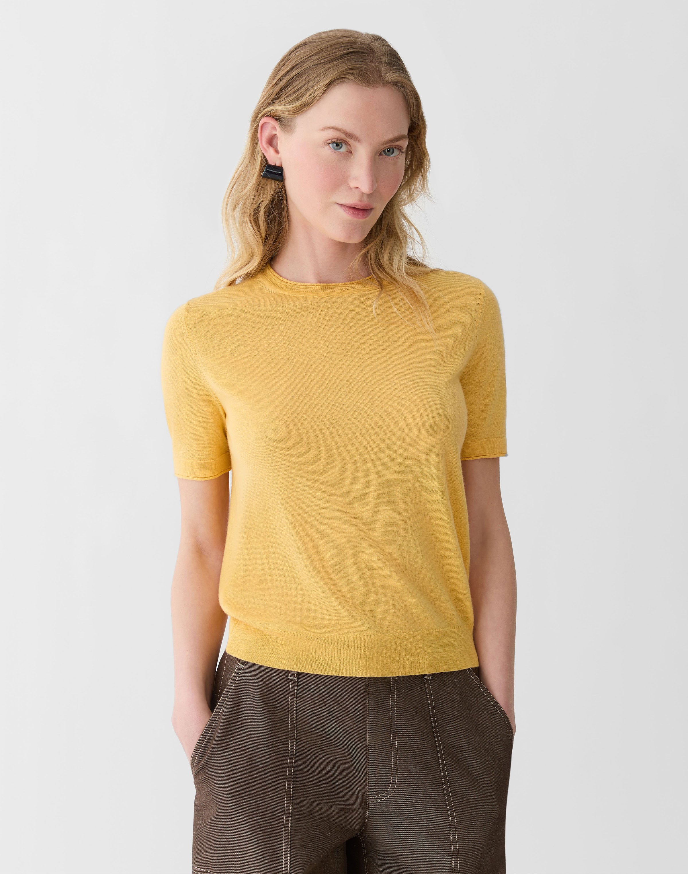 Fine Gauge Cashmere Crewneck Short Sleeve Sweater